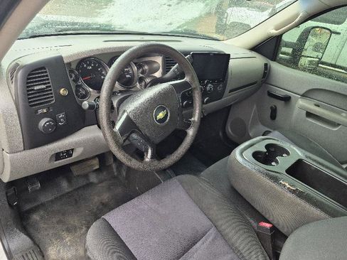 Used 2013 Chevrolet Silverado 3500 W/T w/ Skid Plate Package image 11
