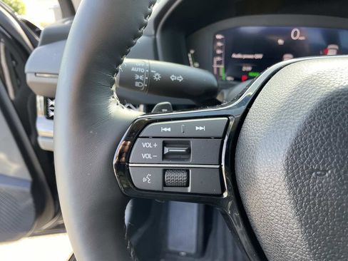 Used 2025 Honda Accord Touring image 20