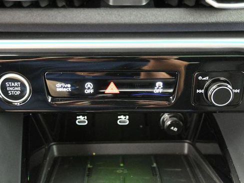 Certified 2025 Audi Q5 Premium w/ Premium Plus AWD/4WD image 23