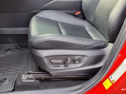 Used 2023 Toyota Crown Platinum image 27