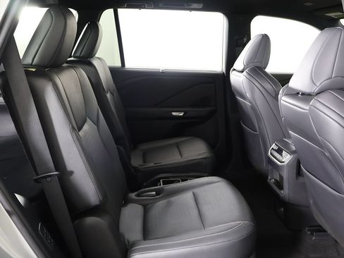 Used 2024 Lexus TX 500h AWD w/ Technology Package image 38
