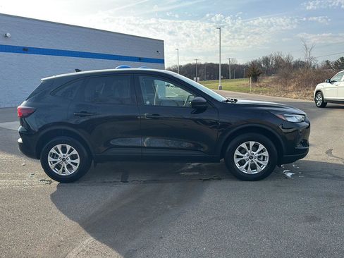 Used 2025 Ford Escape Active image 8