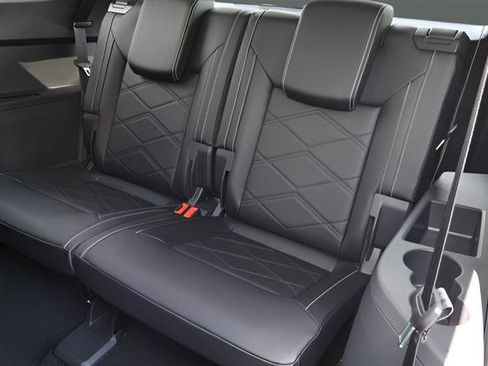 Certified 2026 Volkswagen Atlas SE AWD/4WD image 18