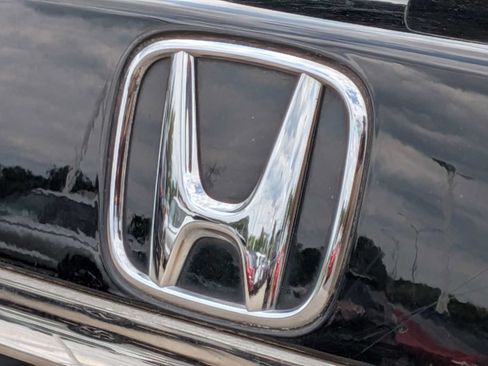 Used 2020 Honda HR-V LX image 13