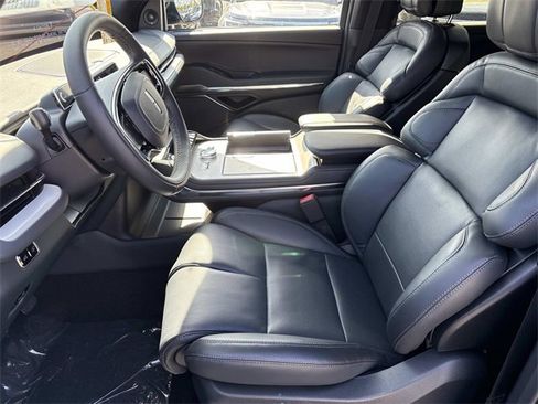 New 2025 Lincoln Navigator L Reserve w/ Jet Appearance Package image 23