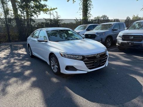 Used 2021 Honda Accord LX image 3