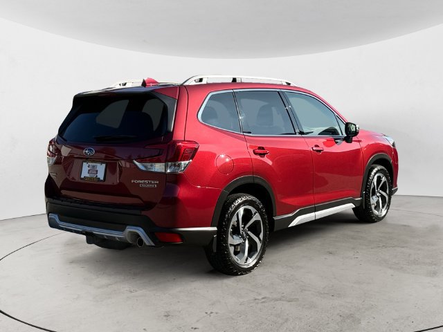 Certified 2023 Subaru Forester Touring AWD/4WD image 5