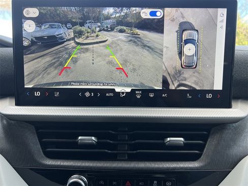 New 2026 Ford Explorer Platinum w/ LUX Leather Package image 3