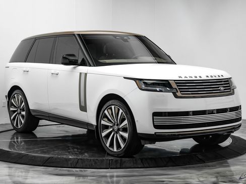 Used 2024 Land Rover Range Rover SV AWD/4WD image 23