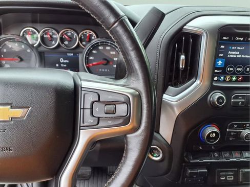 Used 2020 Chevrolet Silverado 2500 LT w/ Convenience Package AWD/4WD image 20