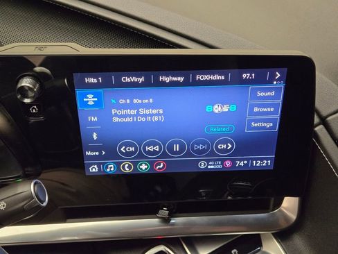 Used 2022 Chevrolet Corvette Stingray Coupe w/ 1LT image 33