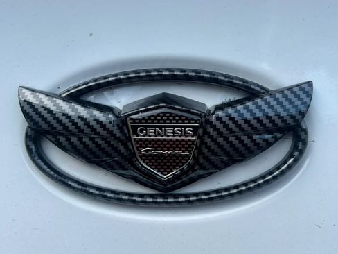 Used 2012 Hyundai Genesis 2.0T RWD image 39