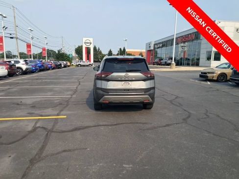 Used 2023 Nissan Rogue SV w/ SV Premium B Package AWD/4WD image 11