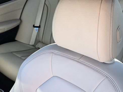 Used 2019 BMW 530i w/ Convenience Package image 30