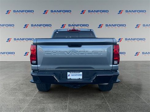 Used 2024 Chevrolet Colorado Trail Boss w/ Safety Package image 4