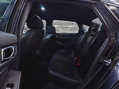 Used 2025 Honda Civic Sport image 19