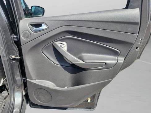 Certified 2019 Ford Escape Titanium image 10