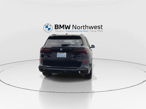 New 2026 BMW X5 xDrive40i w/ M Sport Package AWD/4WD image 2