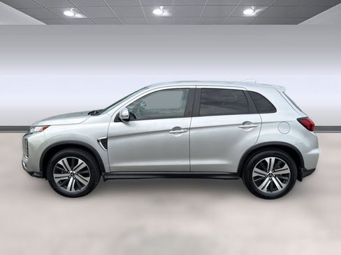 Used 2022 Mitsubishi Outlander Sport SE FWD image 2