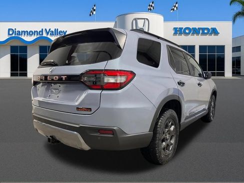 New 2026 Honda Pilot TrailSport image 3