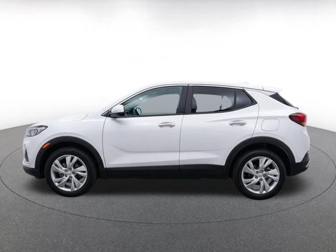 Used 2025 Buick Encore GX Preferred AWD/4WD image 4