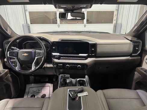 Used 2022 Chevrolet Silverado 1500 LTZ w/ LTZ Convenience Package II image 23