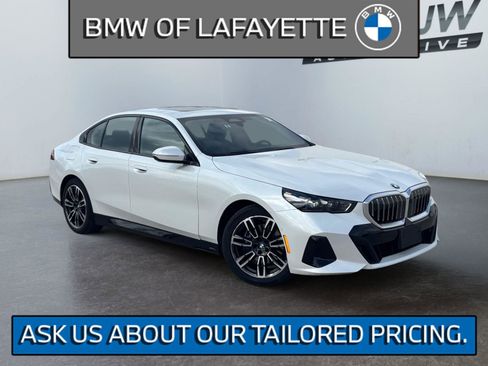 Used 2026 BMW 530i xDrive image 1