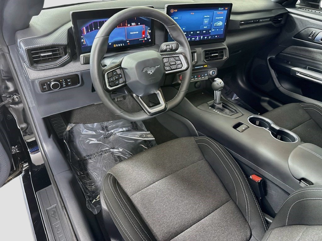 Used 2026 Ford Mustang Coupe RWD image 22
