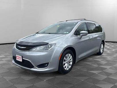 Used 2017 Chrysler Pacifica Touring-L