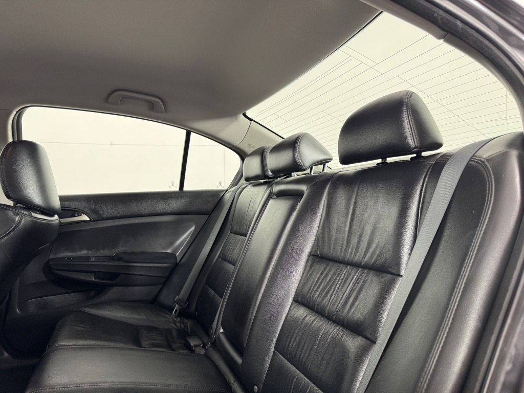 Used 2011 Honda Accord SE image 18
