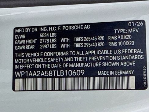 New 2026 Porsche Macan image 35