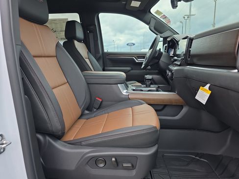 New 2026 Chevrolet Silverado 1500 High Country w/ High Country Premium Package AWD/4WD image 15