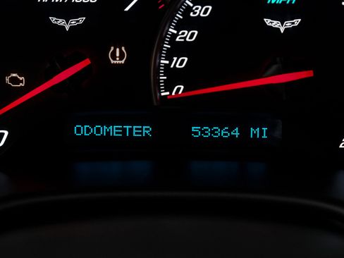 Used 2006 Chevrolet Corvette Coupe w/ Preferred Equipment Group image 20