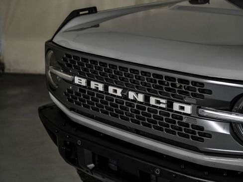 Used 2024 Ford Bronco Badlands image 64