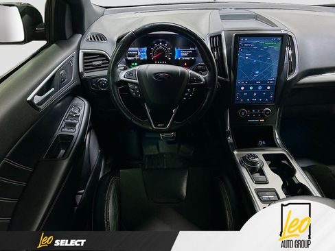Used 2022 Ford Edge ST w/ Equipment Group 401A image 24