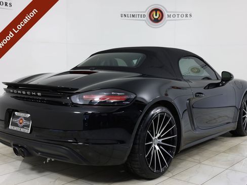Used 2018 Porsche 718 Boxster S RWD image 30