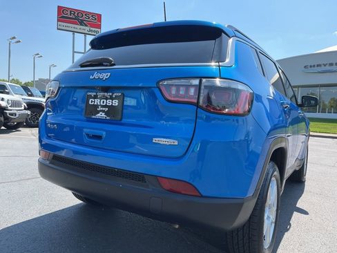 Used 2022 Jeep Compass Latitude w/ Convenience Group AWD/4WD image 58