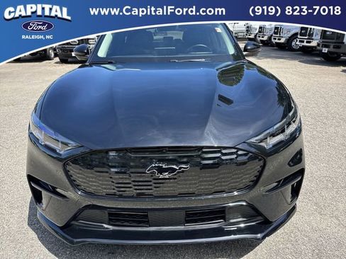 Certified 2025 Ford Mustang Mach-E Premium w/ Sport Appearance Package AWD/4WD image 10