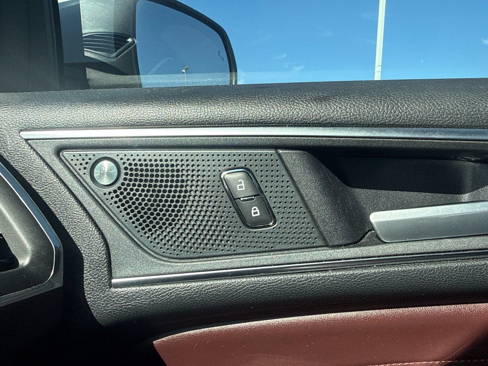 Used 2020 Ford Edge Titanium w/ Equipment Group 301A FWD image 29