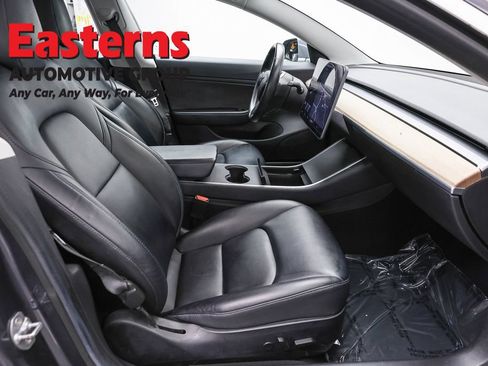 Used 2018 Tesla Model 3 Long Range RWD image 18