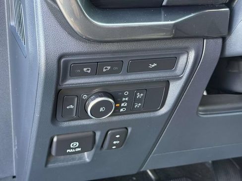 Used 2022 Ford F150 XLT w/ Equipment Group 302A High AWD/4WD image 18