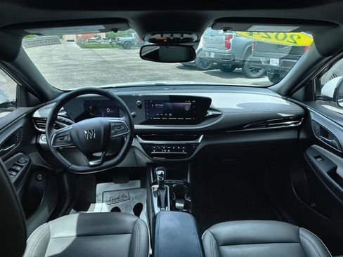 Used 2024 Buick Envista Avenir FWD image 21