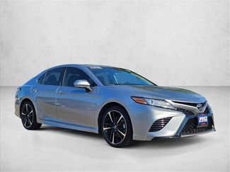 Used 2019 Toyota Camry XSE FWD video 3