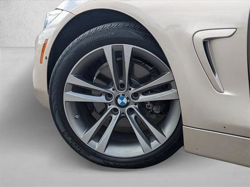 Used 2017 BMW 430i Convertible image 10