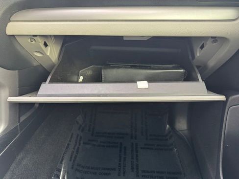 Used 2018 Subaru Forester 2.5i Premium w/ All-Weather Package image 27