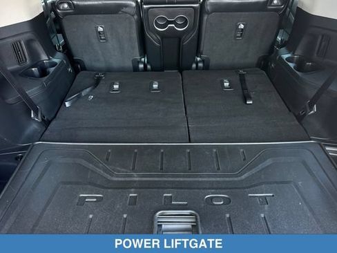 Certified 2024 Honda Pilot Touring image 19