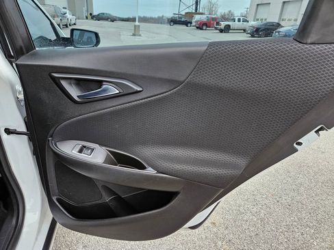 Used 2018 Chevrolet Malibu LT w/ Redline Edition image 28