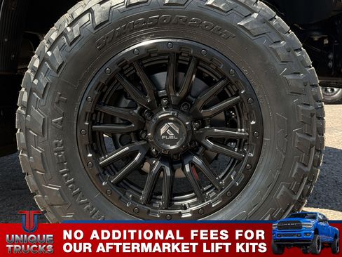 Used 2024 Ford F350 Platinum w/ Tremor Off-Road Package image 7