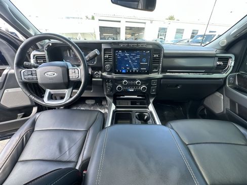 Used 2024 Ford F350 Lariat w/ Lariat Ultimate Package AWD/4WD image 31