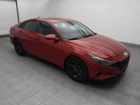 Used 2021 Hyundai Elantra SEL w/ Cargo Package FWD image 11